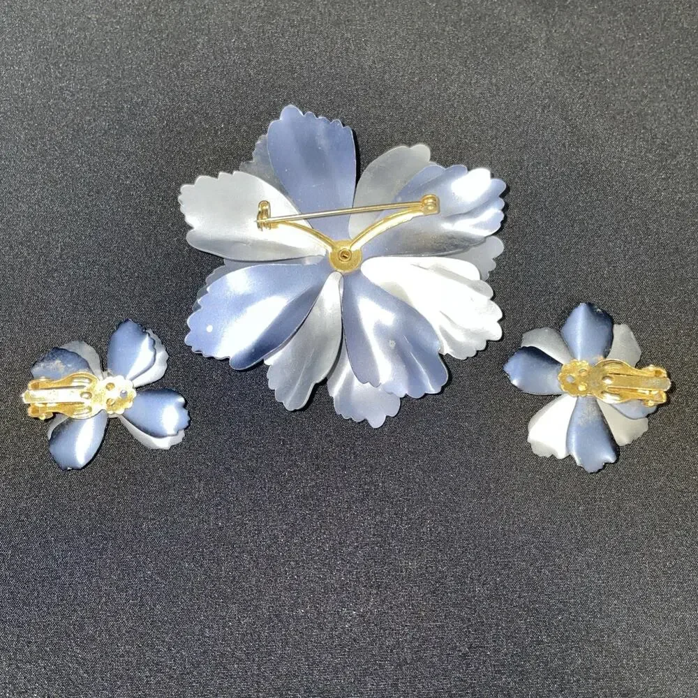 Lot Of Grey Silver Blue Metallic Floral Brooch With Rinestones 3 inch & Earings